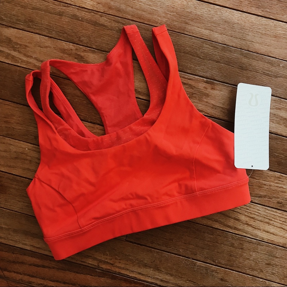 NWT Lululemon Sports Bra